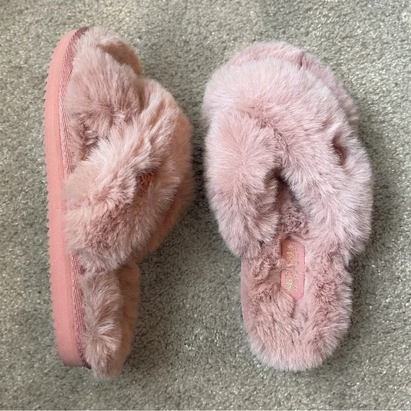Michael Kors light pink Lala Faux Fur Slide Sandal slippers size 6 - Picture 3 of 8